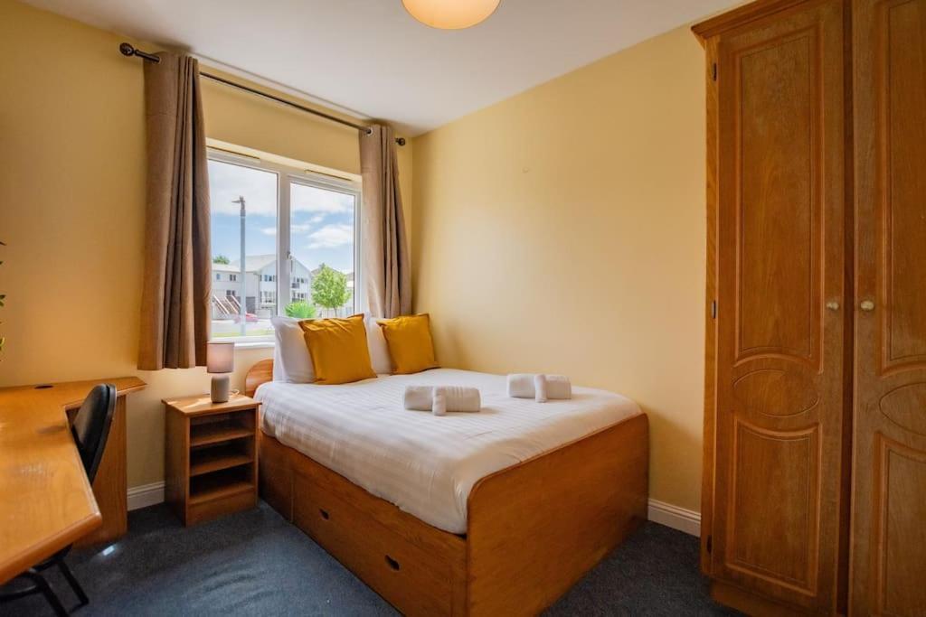 84 - Three Bed By Shortstays *